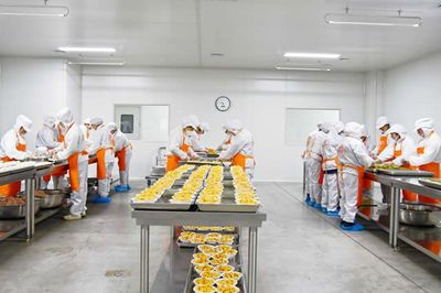宣威“土八碗”电商旺销，传统年味焕发乡村新商机